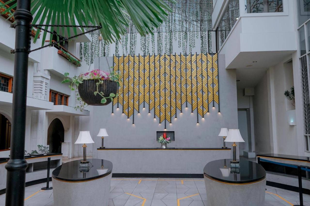Hotel Savoy Homann Bandung Zewnętrze zdjęcie