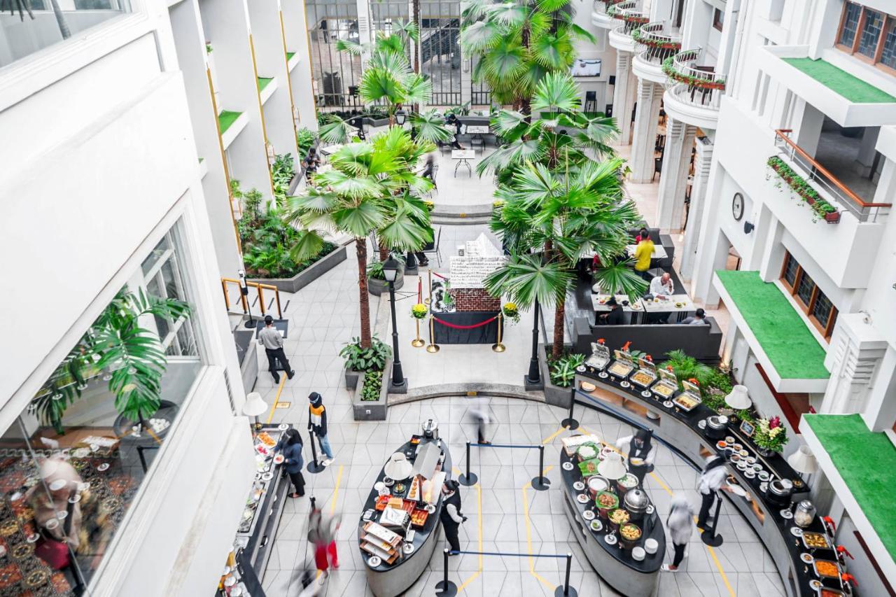 Hotel Savoy Homann Bandung Zewnętrze zdjęcie