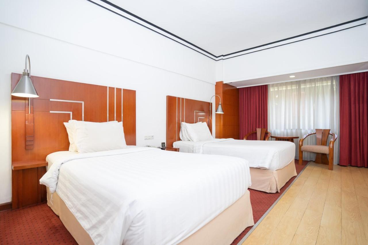 Hotel Savoy Homann Bandung Zewnętrze zdjęcie